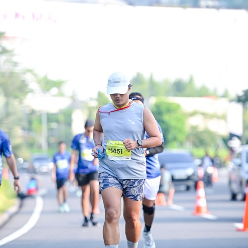 Race photo from BOGORUN 2026