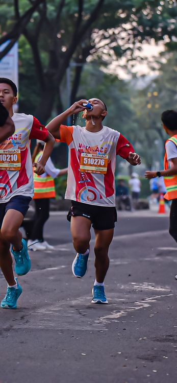 Race photo from NOTARACE 2025