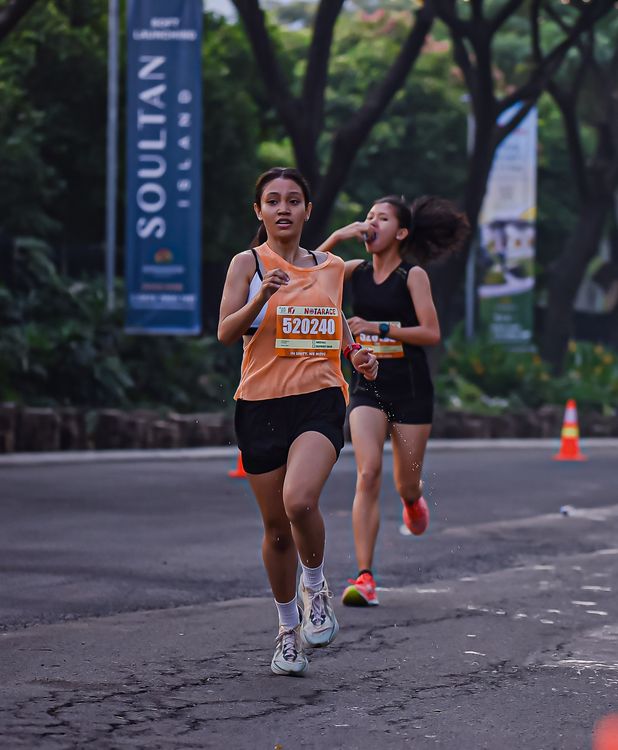 Race photo from NOTARACE 2025