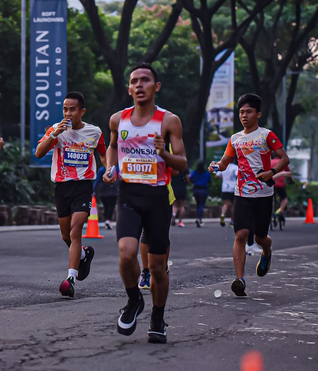 Race photo from NOTARACE 2025