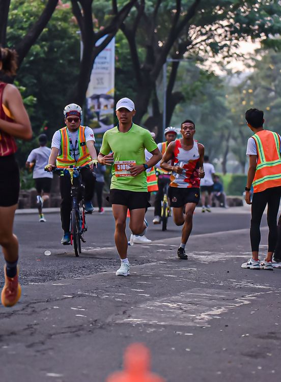 Race photo from NOTARACE 2025