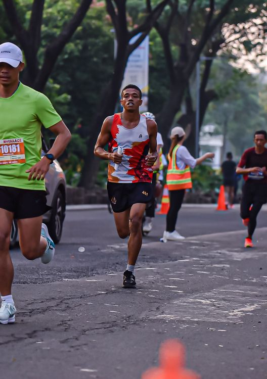 Race photo from NOTARACE 2025