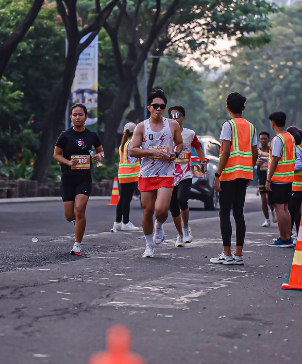 Race photo from NOTARACE 2025