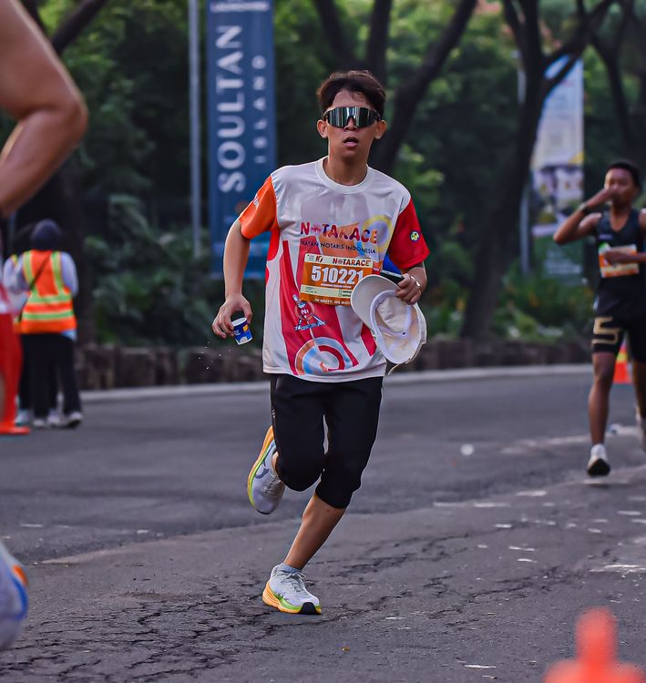 Race photo from NOTARACE 2025