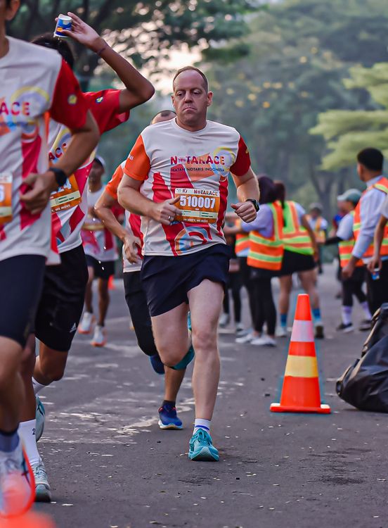 Race photo from NOTARACE 2025