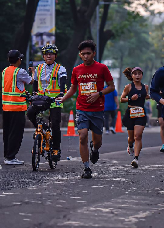 Race photo from NOTARACE 2025
