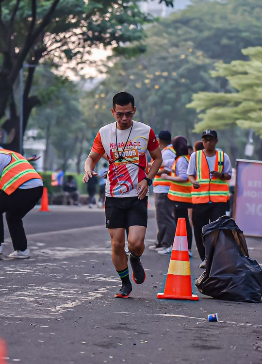 Race photo from NOTARACE 2025