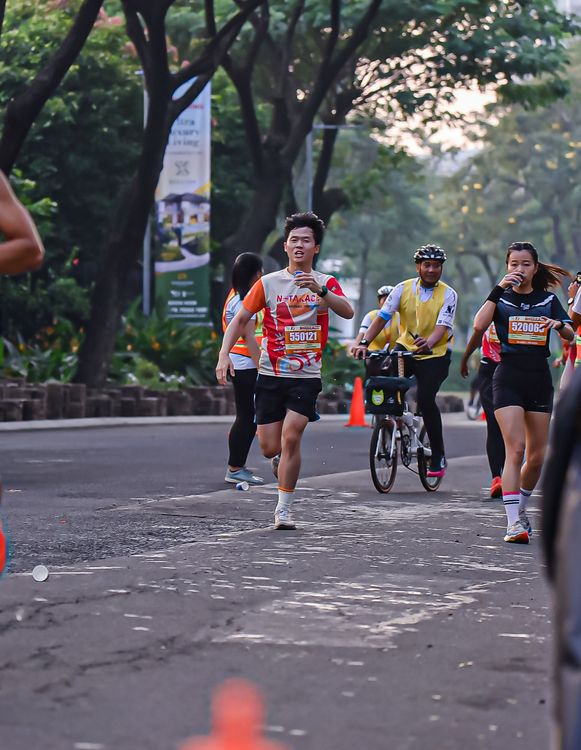 Race photo from NOTARACE 2025