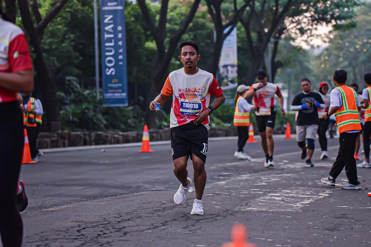 Race photo from NOTARACE 2025