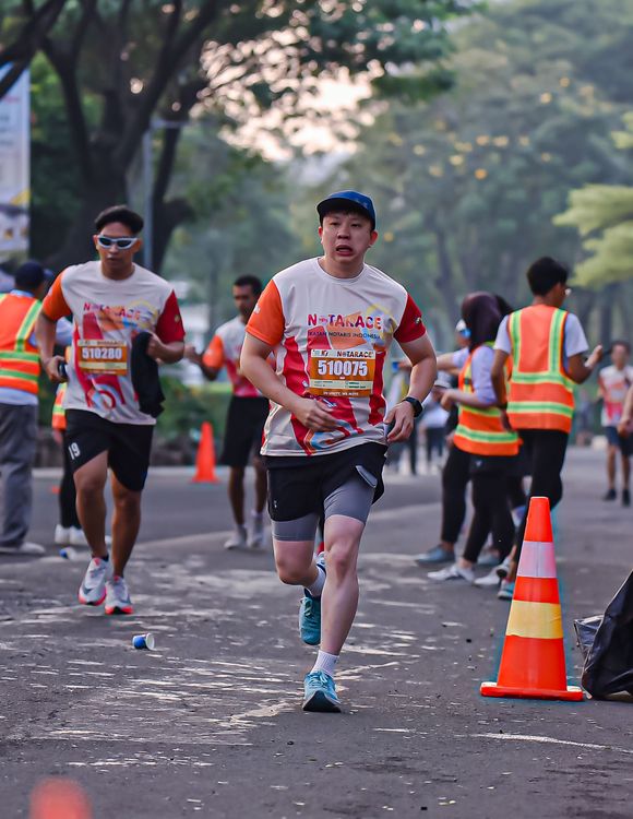 Race photo from NOTARACE 2025