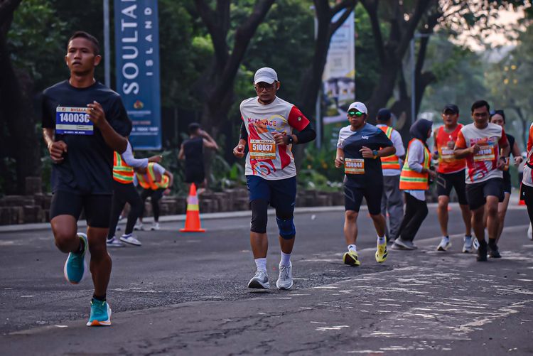 Race photo from NOTARACE 2025