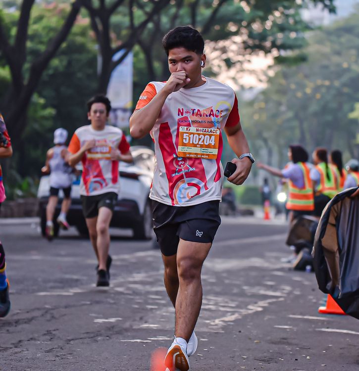 Race photo from NOTARACE 2025