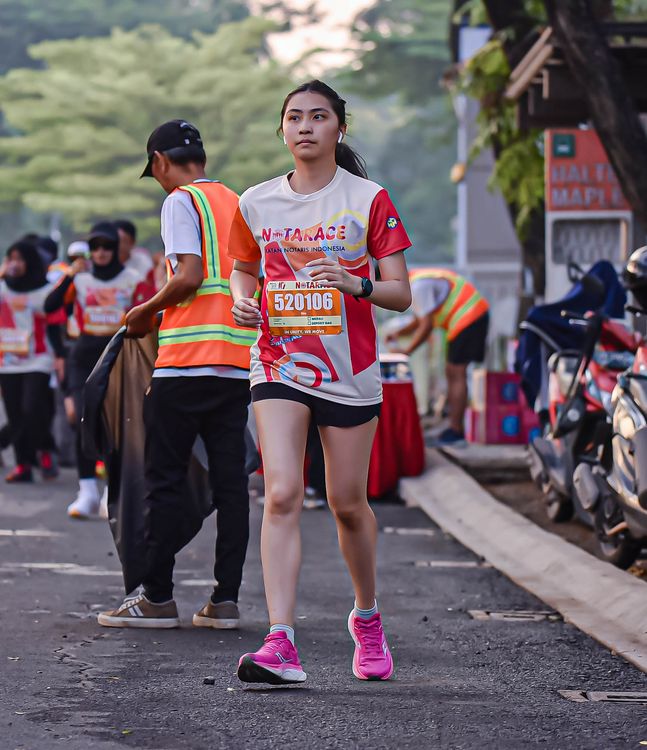 Race photo from NOTARACE 2025