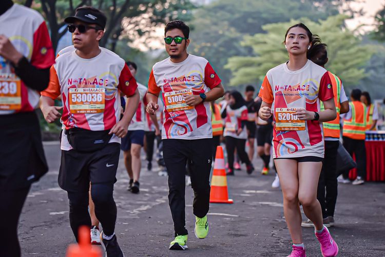 Race photo from NOTARACE 2025