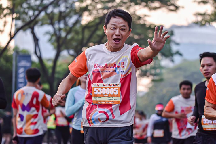 Race photo from NOTARACE 2025