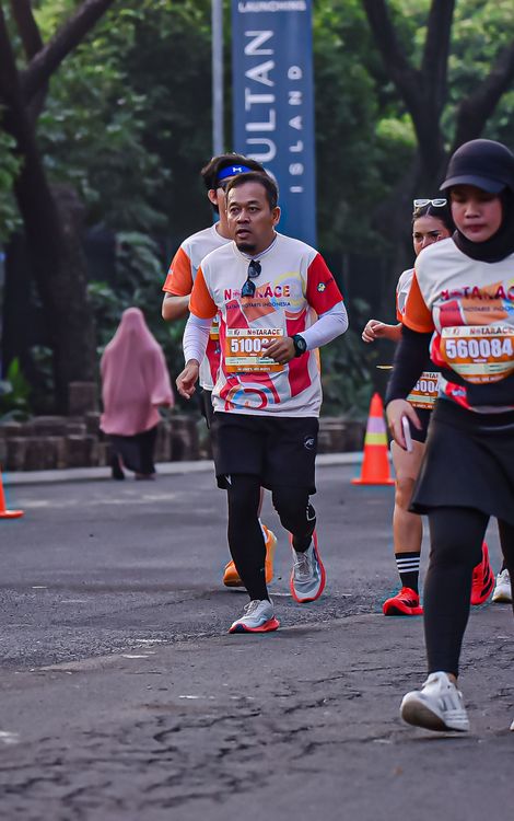Race photo from NOTARACE 2025
