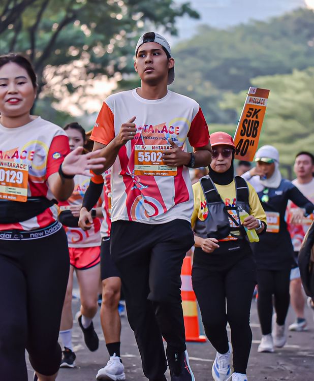 Race photo from NOTARACE 2025