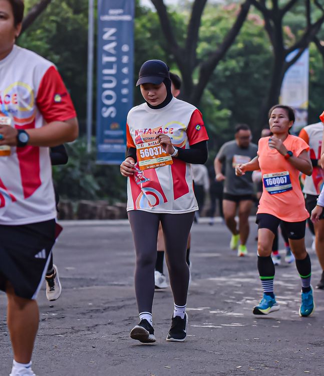 Race photo from NOTARACE 2025