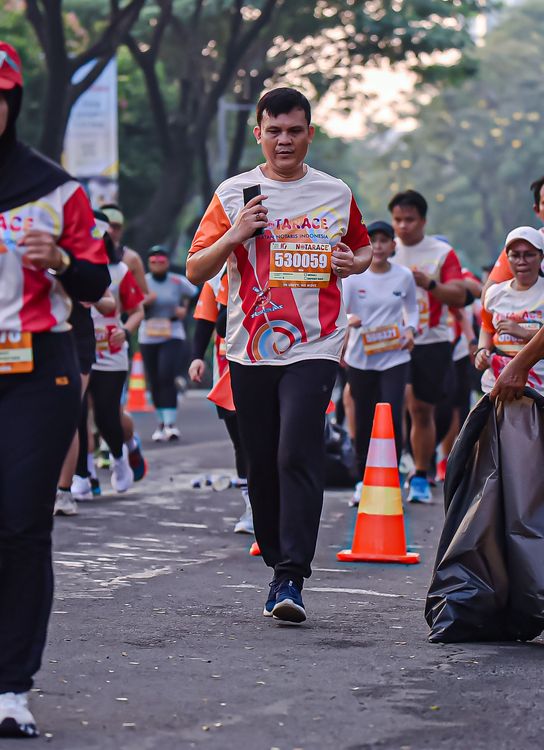 Race photo from NOTARACE 2025