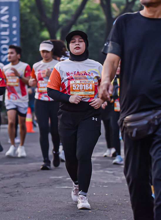 Race photo from NOTARACE 2025