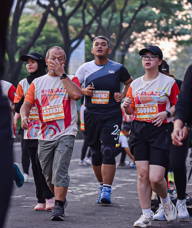 Race photo from NOTARACE 2025