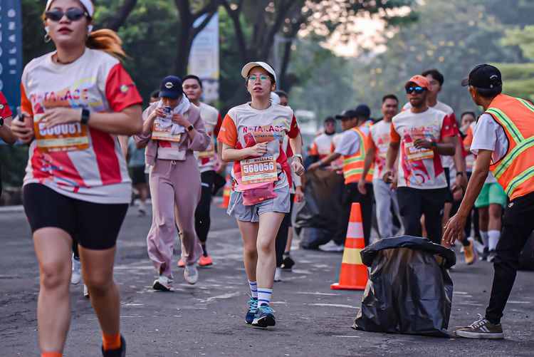 Race photo from NOTARACE 2025