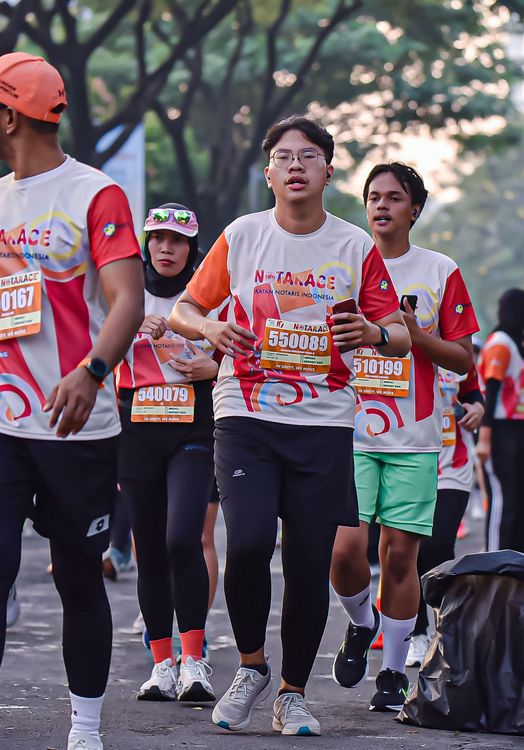 Race photo from NOTARACE 2025