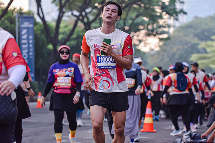 Race photo from NOTARACE 2025
