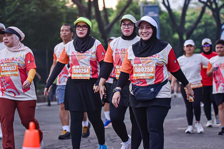 Race photo from NOTARACE 2025