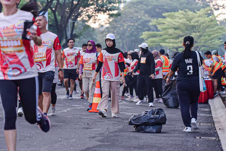 Race photo from NOTARACE 2025