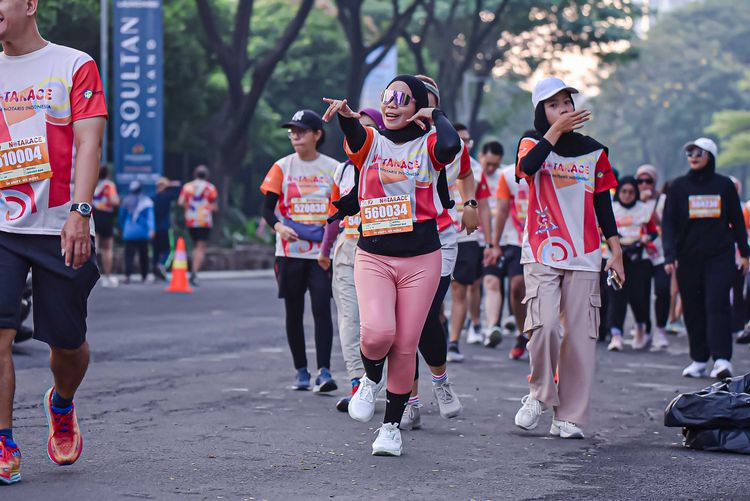 Race photo from NOTARACE 2025