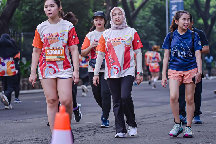 Race photo from NOTARACE 2025