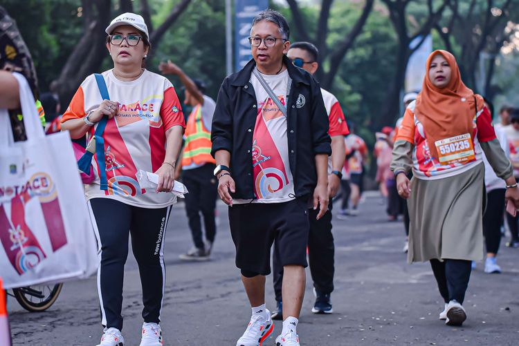 Race photo from NOTARACE 2025