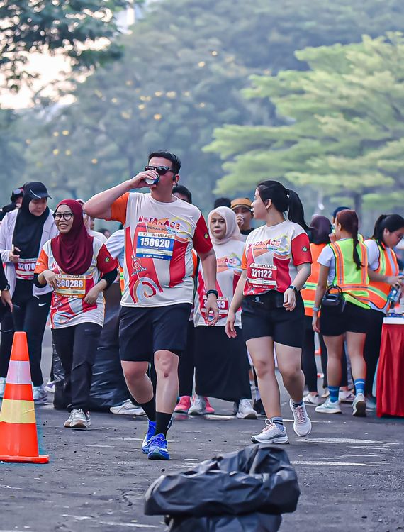 Race photo from NOTARACE 2025