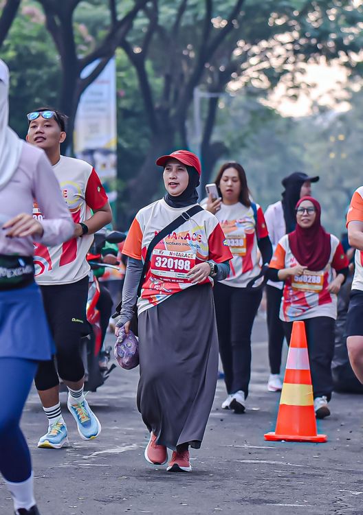 Race photo from NOTARACE 2025