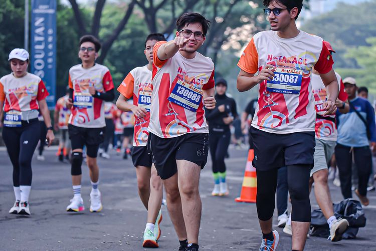 Race photo from NOTARACE 2025