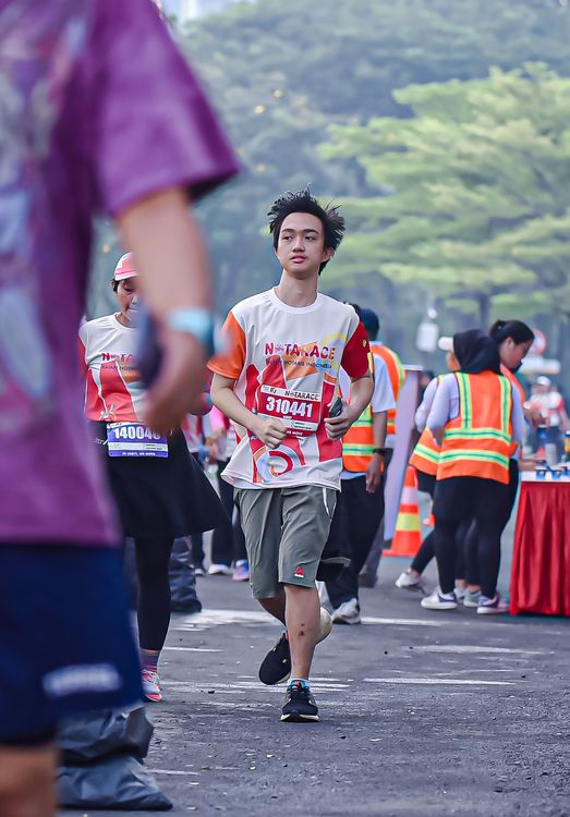 Race photo from NOTARACE 2025