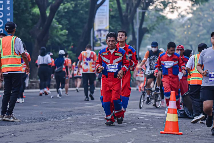 Race photo from NOTARACE 2025