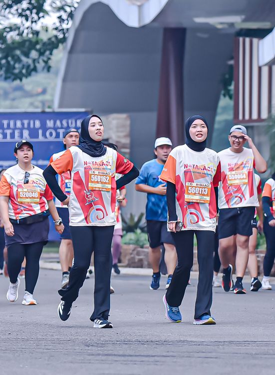 Race photo from NOTARACE 2025