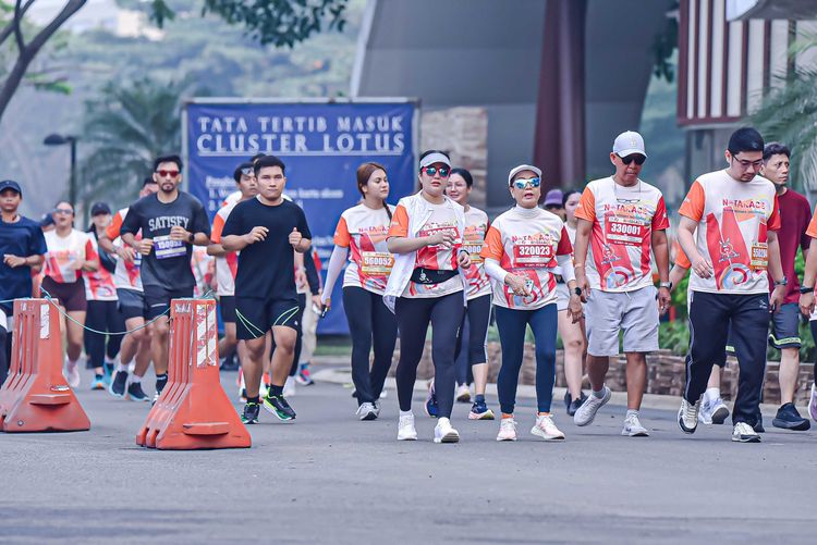 Race photo from NOTARACE 2025