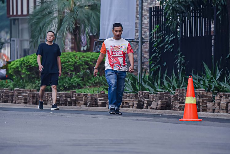 Race photo from NOTARACE 2025