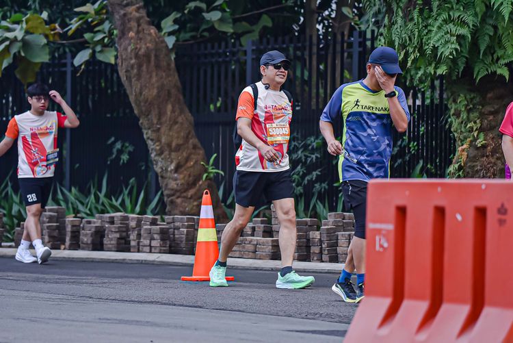 Race photo from NOTARACE 2025