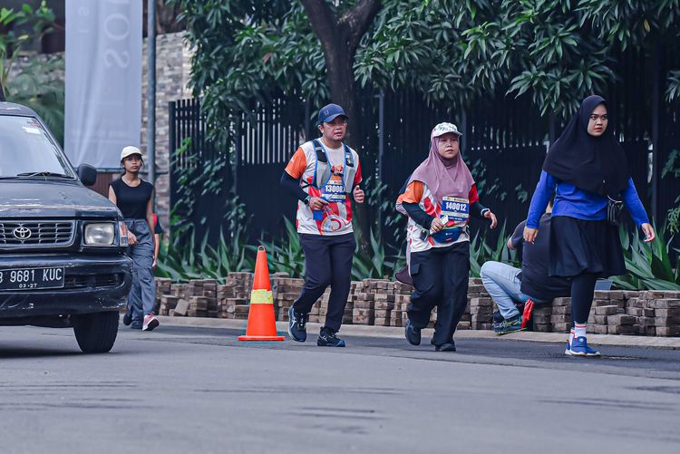 Race photo from NOTARACE 2025