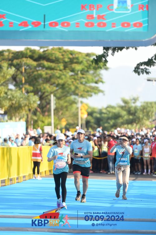 Race photo from KBP City Run 2024
