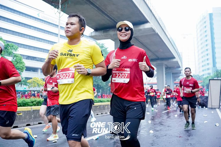 Race photo from ONE RUN 10 K