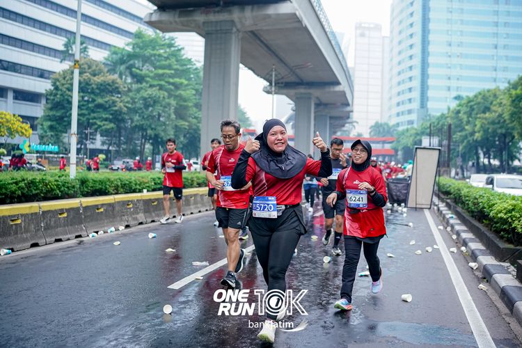 Race photo from ONE RUN 10 K