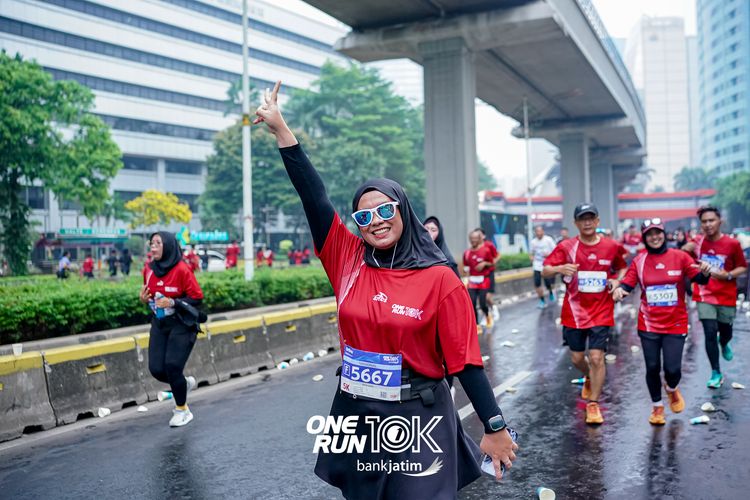 Race photo from ONE RUN 10 K