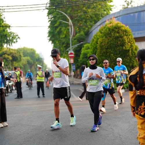 Race photo from SURABAYA ISOPLUS MARATHON 2026