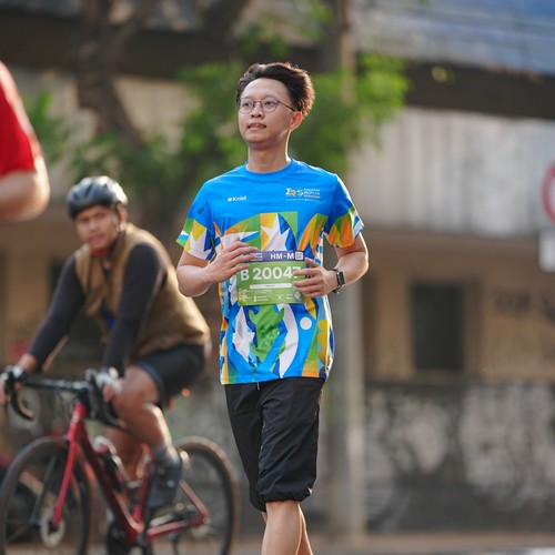 Race photo from SURABAYA ISOPLUS MARATHON 2026