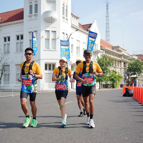 Race photo from SURABAYA ISOPLUS MARATHON 2026